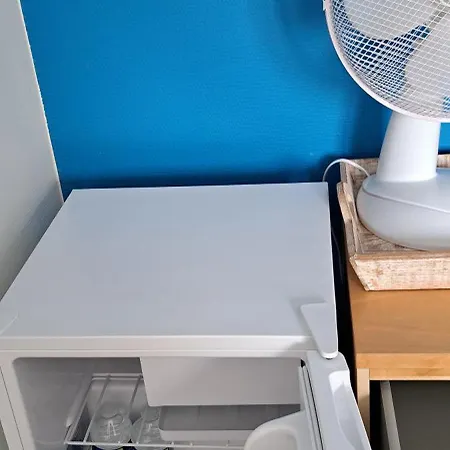 Nouvelles Tres Confortables Avec Refrigerateur Bed & Breakfast 3*
